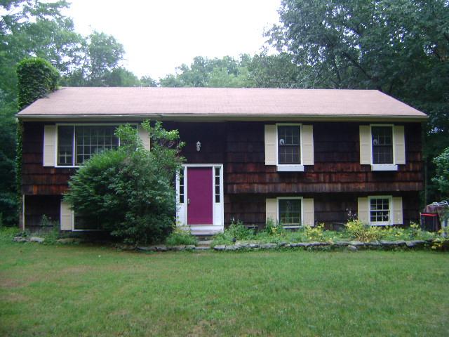 34 Putnam Road, NEW MILFORD, CT 06776 