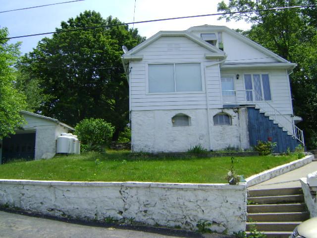 90 Lamont Street, WATERBURY, CT 06704 