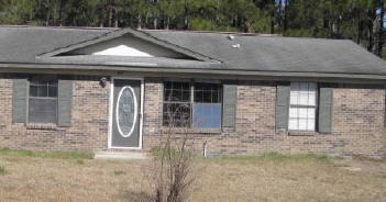 1955 Frank Jackson Circle, Douglas, GA 31535 