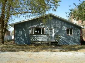 1016 FRONT ST, GAYS, IL 61928 Foreclosure