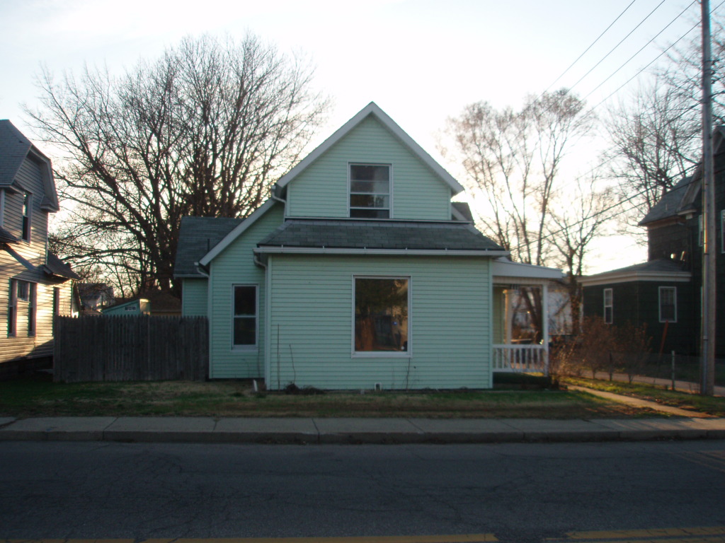 111 South Cedar Street, MISHAWAKA, IN 46544 