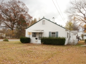 1119 GARDENA ST, MICHIGAN CITY, IN 46360 