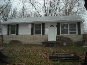 113 N STATE ST, CHANDLER, IN 47610 