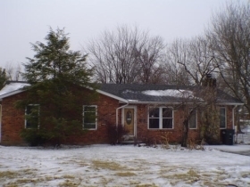 1246 RAY LEE DR, CHARLESTOWN, IN 47111 