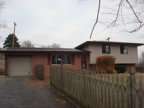 128 WILSON DR, NEW PALESTINE, IN 46163 