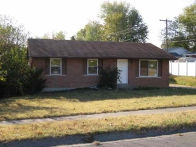 1902 RUCK LANE, JEFFERSONVILLE, IN 47130 