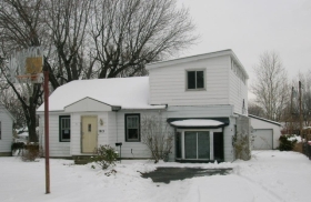 1913 N ROUTIERS AVE, INDIANAPOLIS, IN 46219 