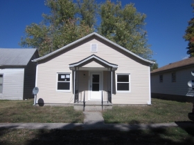 203 E 2ND ST, RUSSELLVILLE, IN 46175 