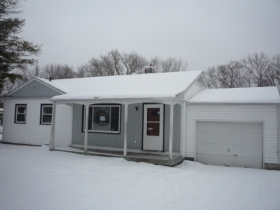 2047 W COIL ST, INDIANAPOLIS, IN 46260 