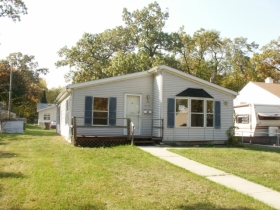 3176  PULASKI ST, HOBART, IN 46342 