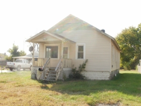 3624 IOWA ST, LAKE STATION, IN 46405 