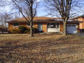 427 KENSINGTON DRIV, CLARKSVILLE, IN 47129 