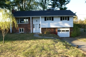 5612 OUTER DR, AURORA, IN 47001 