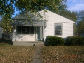 629 S VINE STREET, SEYMOUR, IN 47274 