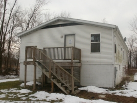 9716 W 240, SCHNEIDER, IN 46376 