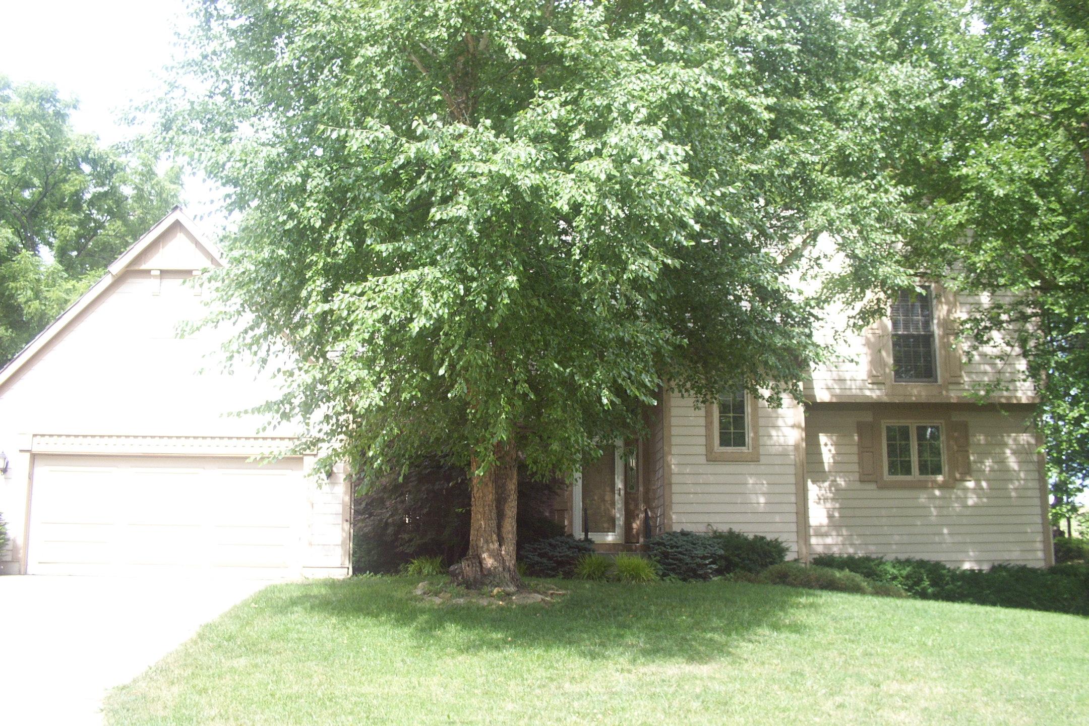 10946 Oak Drive, KANSAS CITY, KS 66109 