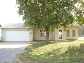 1124 N BURROWS ST, BELLE PLAINE, KS 67013