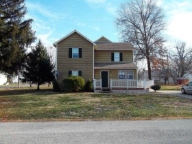 207S 5TH ST, LOUISBURG, KS 66053