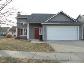 2717 MEADOW DR, LAWRENCE, KS 66047 