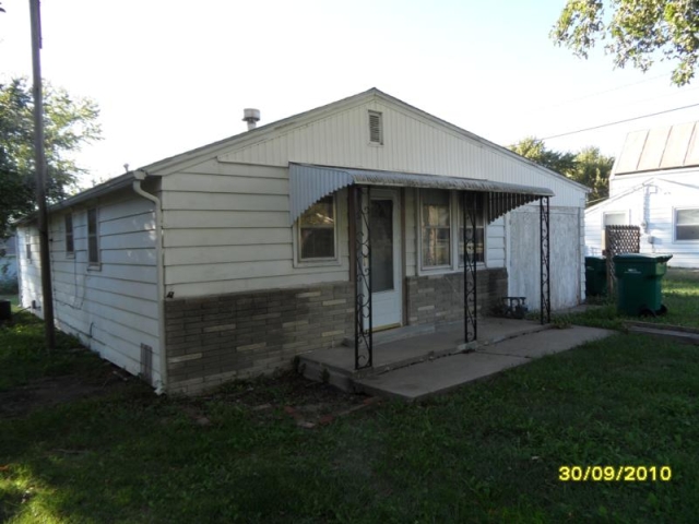 311 WILSON ST, CARBONDALE, KS 66414 