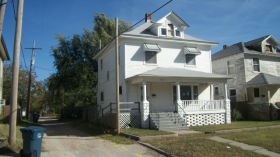 608 N WALNUT ST, HUTCHINSON, KS 67501 