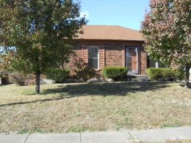 11402 ANGELINA RD, LOUISVILLE, KY 40229 