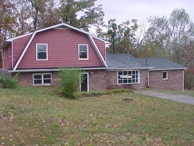 115 WHISPERING HILLS LN, GREENVILLE, KY 42345 