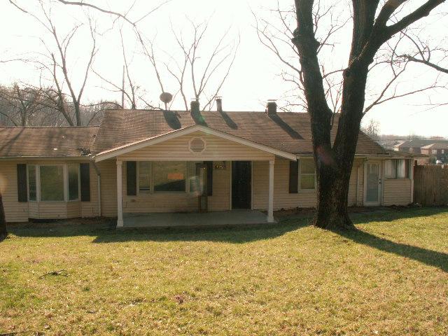 1756 West Blue Lick Road, SHEPHERDSVILLE, KY 40165 