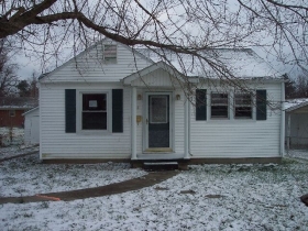 328 LONG AVE, LEBANON, KY 40033 