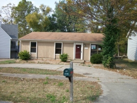 3820 SHANNON RUN TRL, LOUISVILLE, KY 40299 