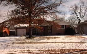 4035 LAMOND DR, LOUISVILLE, KY 40216 