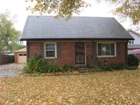 5114 LAMMERS LN, LOUISVILLE, KY 40219 