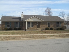 7111 WALLER LN, LOUISVILLE, KY 40258 