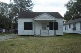 1716 4TH ST, LAKE CHARLES, LA 70601 