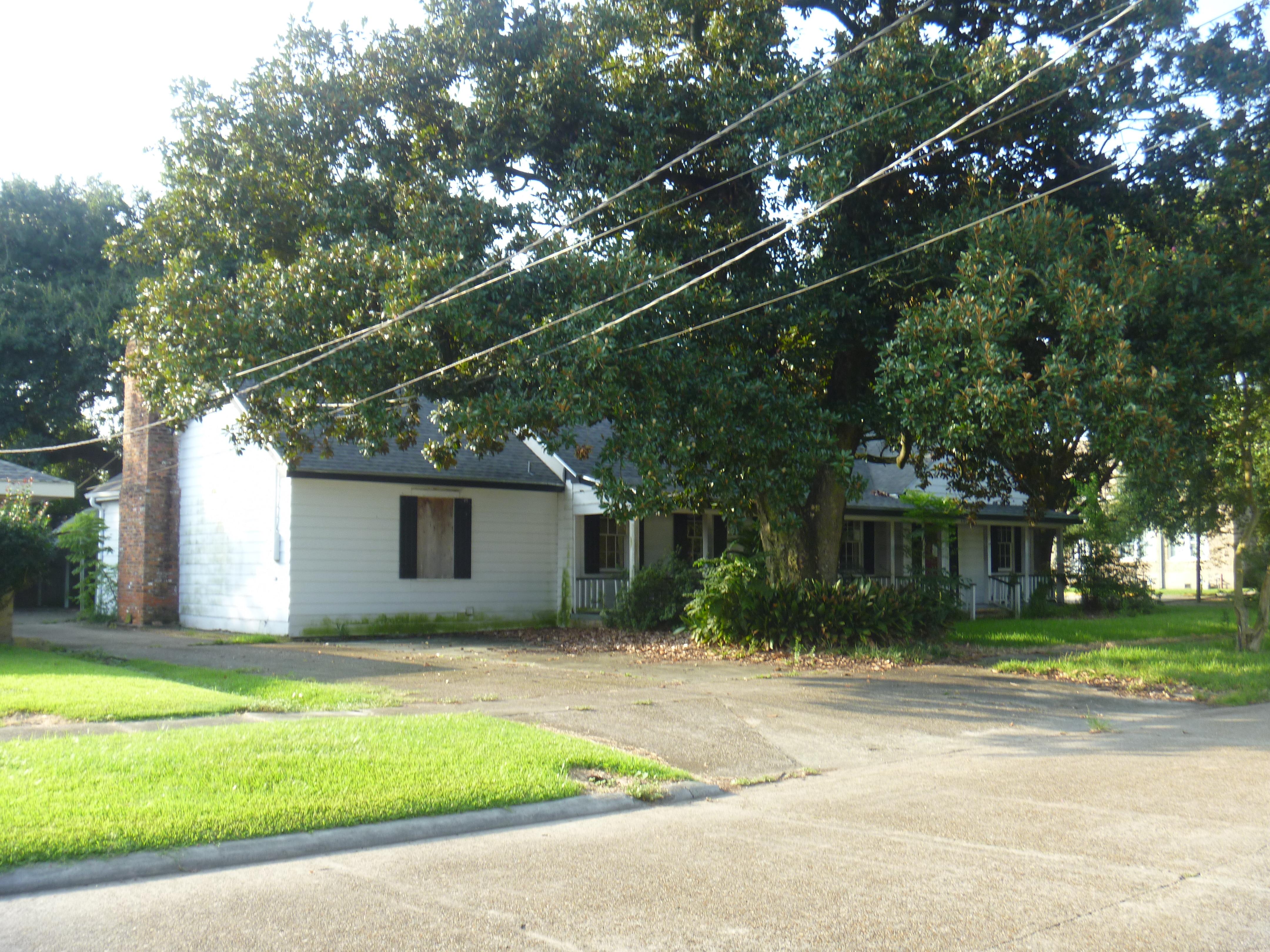 407 Lee Avenue, DONALDSONVILLE, LA 70346 