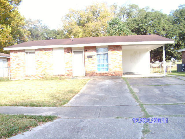 9 Helis Drive, WAGGAMAN, LA 70094 