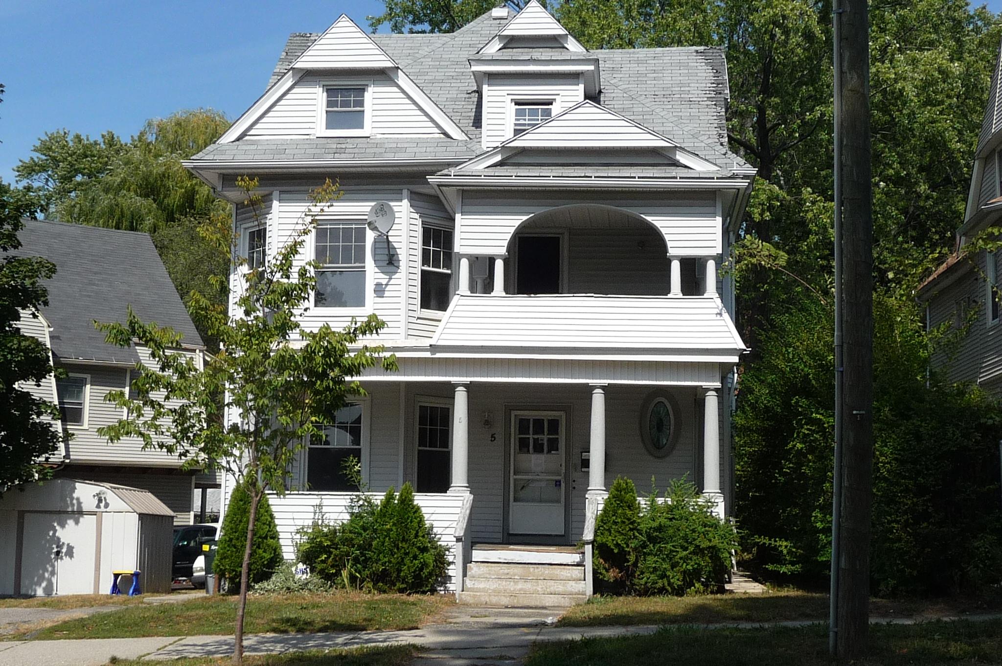 5 Forest Park Avenue, SPRINGFIELD, MA 01108 