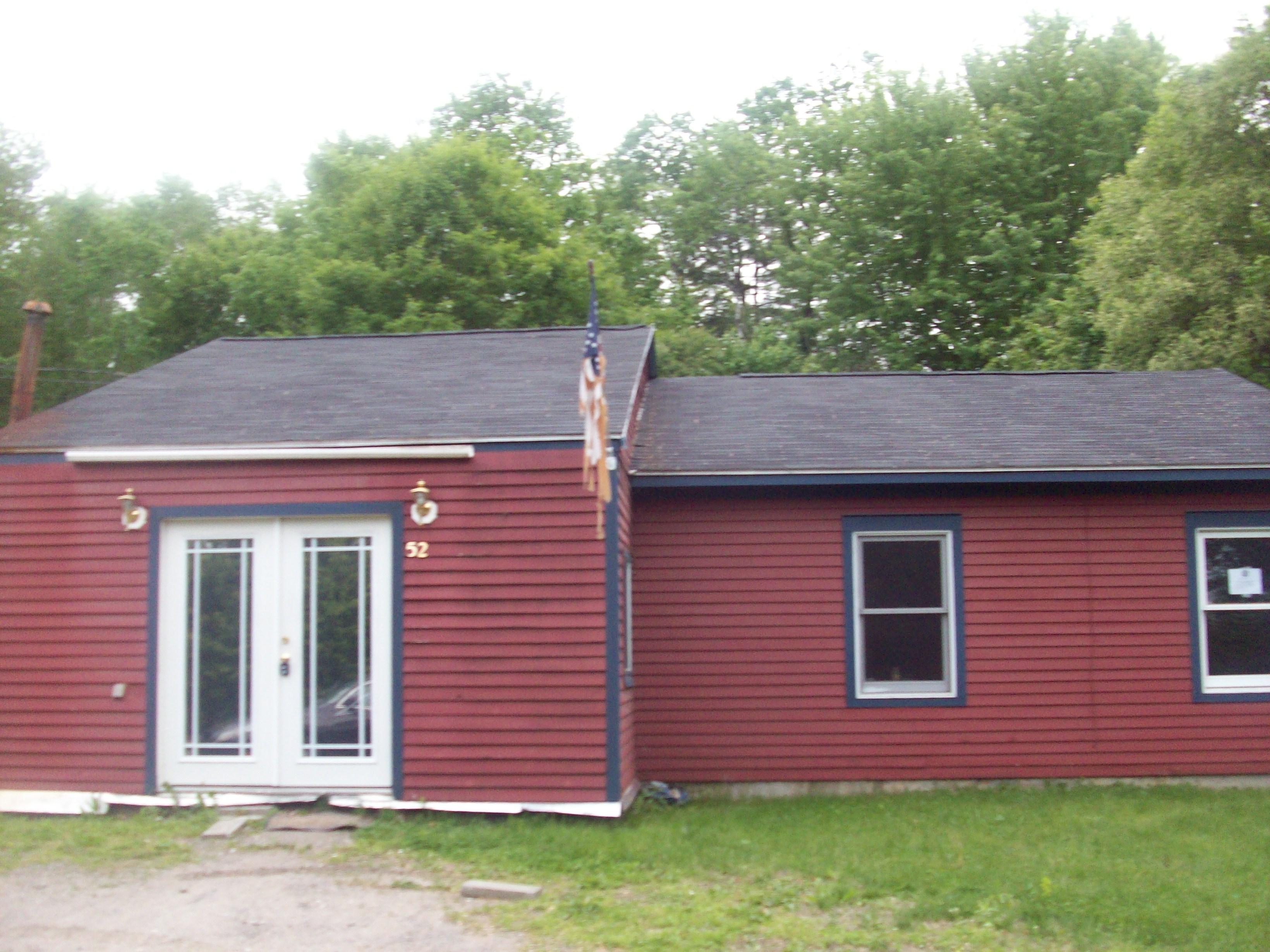 52 Whittam Road, GREENFIELD, MA 01301 