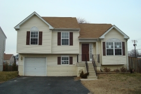 2 QUIET SUNSET CT, BALTIMORE, MD 21221