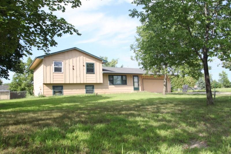 12700 Oakhill Trail North, DAYTON, MN 55327 