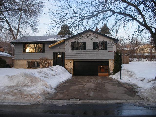 1534 17th Avenue Nw, NEW BRIGHTON, MN 55112 