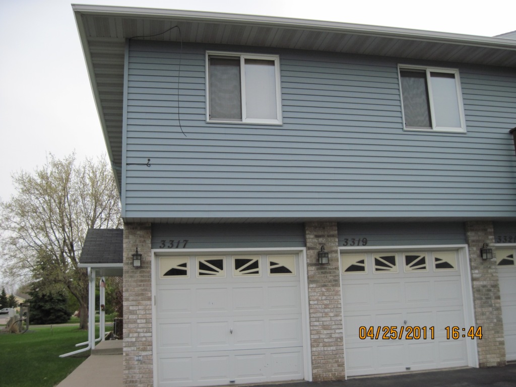 3317 Greenbrier Street, VADNAIS HEIGHTS, MN 55127