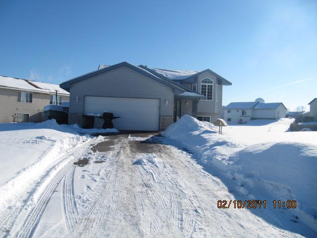 38019 Greenway Avenue, NORTH BRANCH, MN 55056