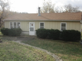 12000 E 75TH STREET, RAYTOWN, MO 64138 