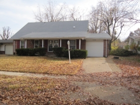 140 BON AIRE DRIVE, FLORISSANT, MO 63033 