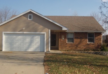 1605 Chapel Lane, HARRISONVILLE, MO 64701 