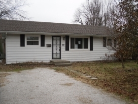 1800 W SCOTT ST, SPRINGFIELD, MO 65802 