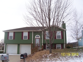 1905 CHESTNUT DR, PLEASANT HILL, MO 64080 
