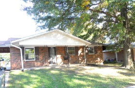 2224 MILLVALLEY DR, FLORISSANT, MO 63031 