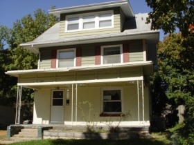 2407 DONIPHAN AVE, SAINT JOSEPH, MO 64507 